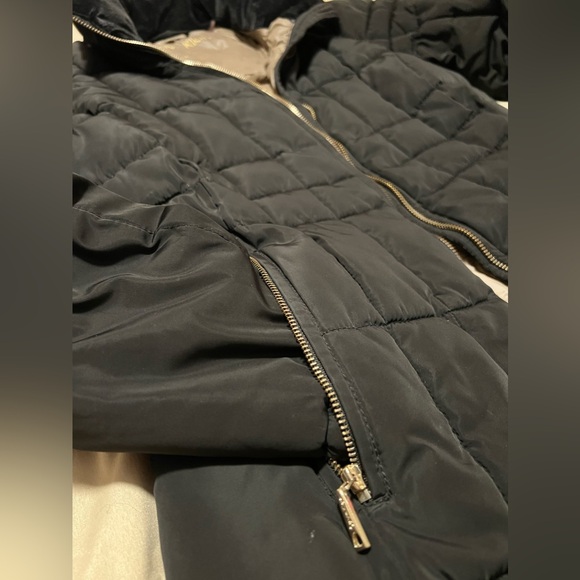 Calvin Klein puffer jacket - Picture 4 of 8